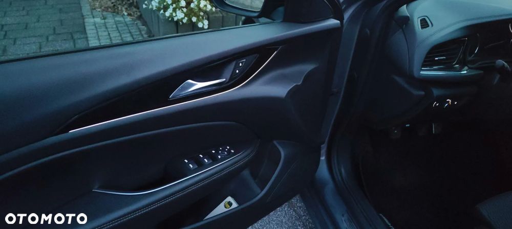 Opel Insignia 1.5 Elegance - 16