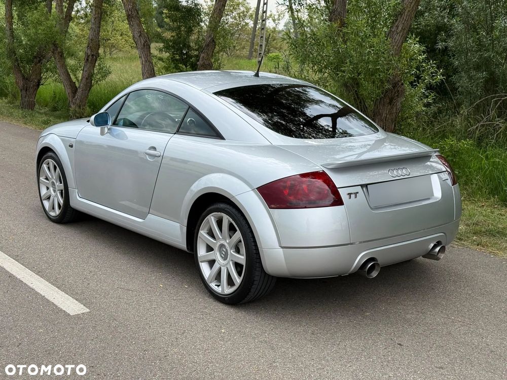 Audi TT Coupé - 5