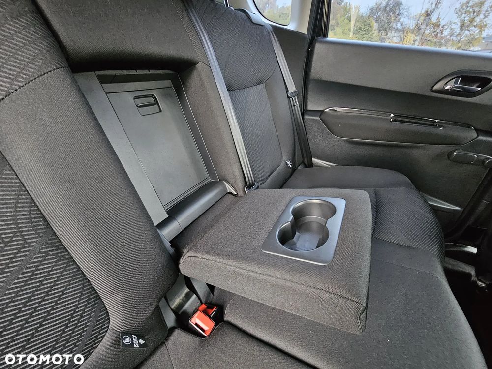 Peugeot 3008 1.6 Active - 26