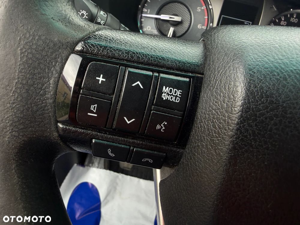 Toyota Hilux 2.4 D-4D Double Cab DLX 4x4 - 30