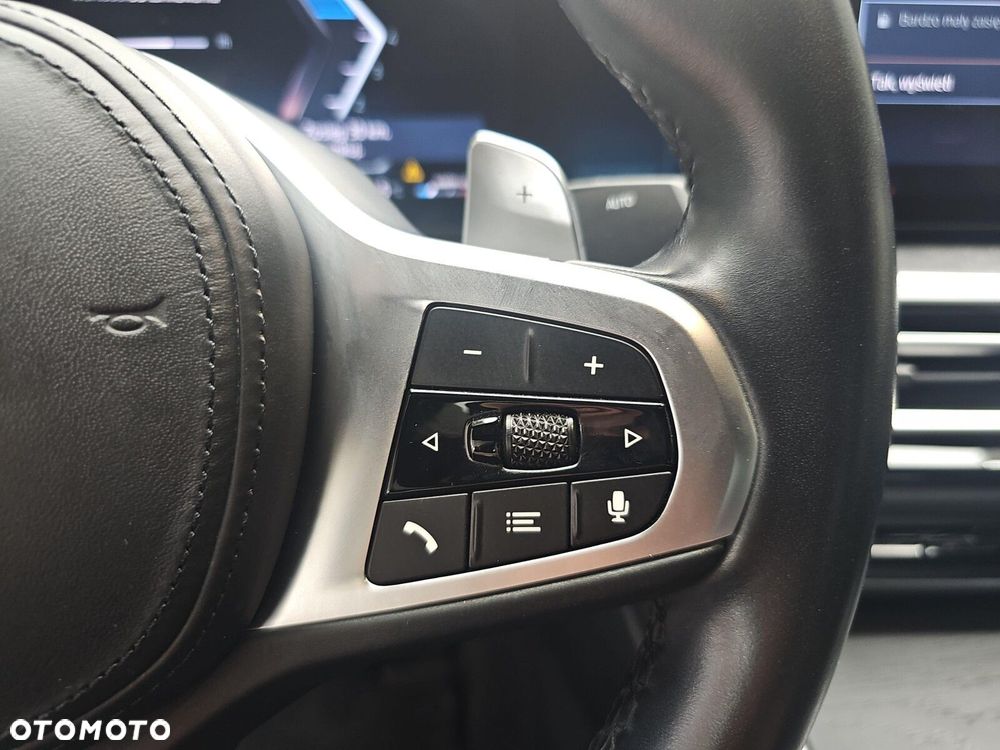 BMW Seria 3 320i - 15