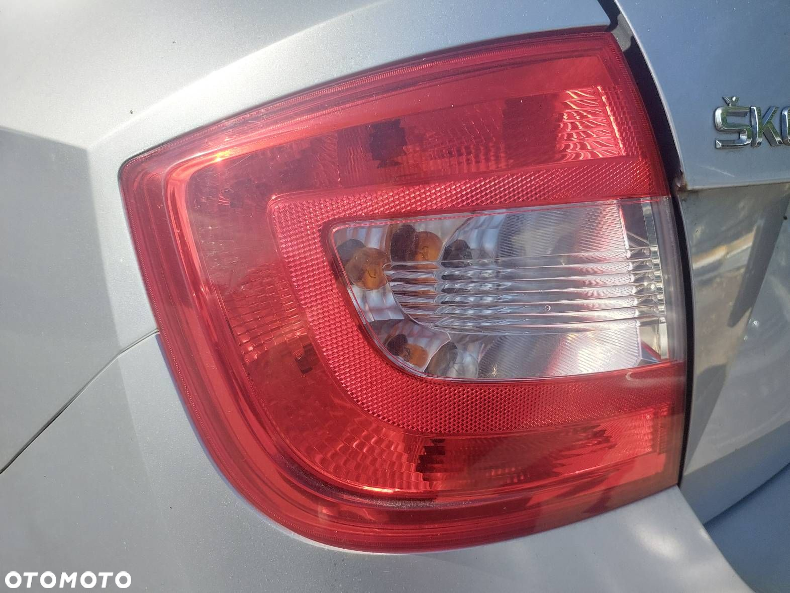 KOMPLETNY TYŁ KLAPA ZDERZAK LAMPA TYŁ SKODA RAPID I LA7W - 4