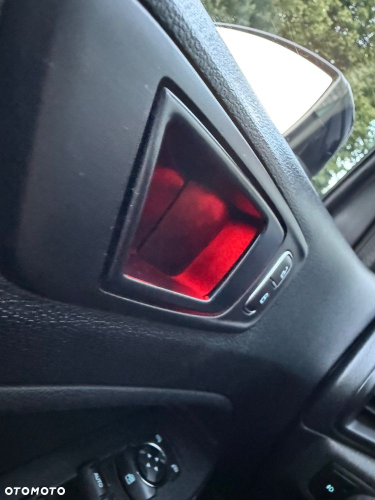 Ford EcoSport - 29