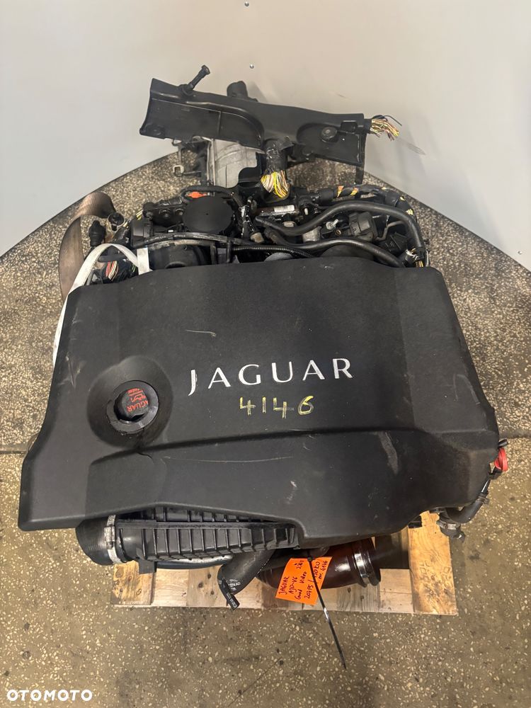 Silnik kompletny  Jaguar S-type XF XJ 2.7 D V6 AJD  FILM video  ajd-v6 276dt f - 4