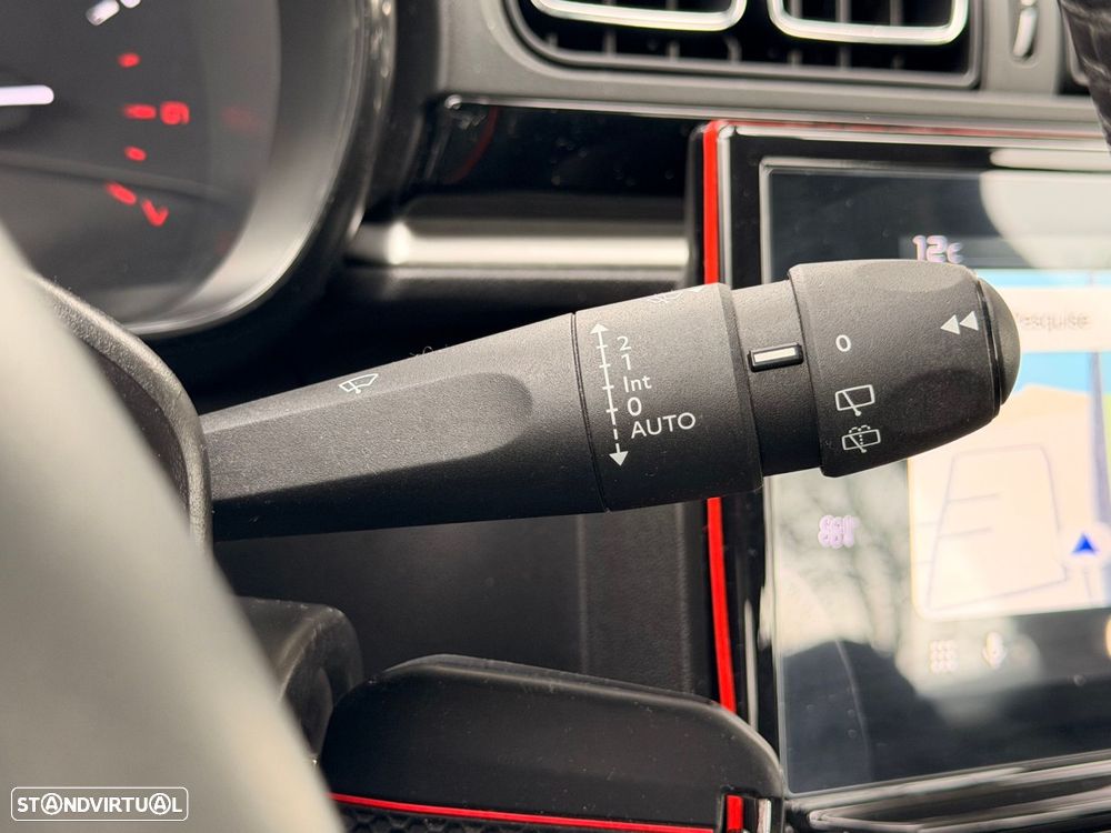 Citroën C3 1.2 PureTech Shine - 21