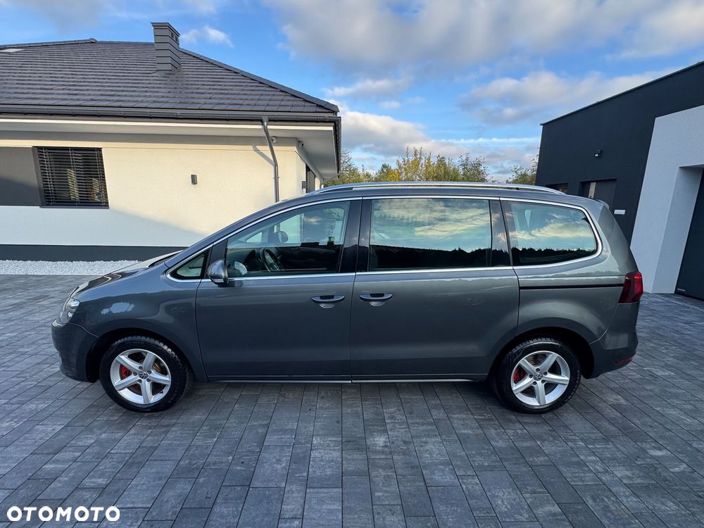 Volkswagen Sharan 2.0 TDI 4MOTION Highline - 37