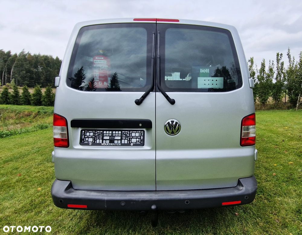 Volkswagen T5 FL - 13