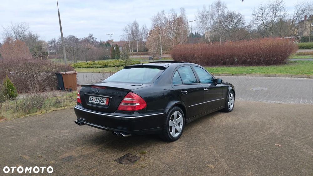 Mercedes-Benz Klasa E 500 4Matic Avantgarde Sport Edition AMG - 20