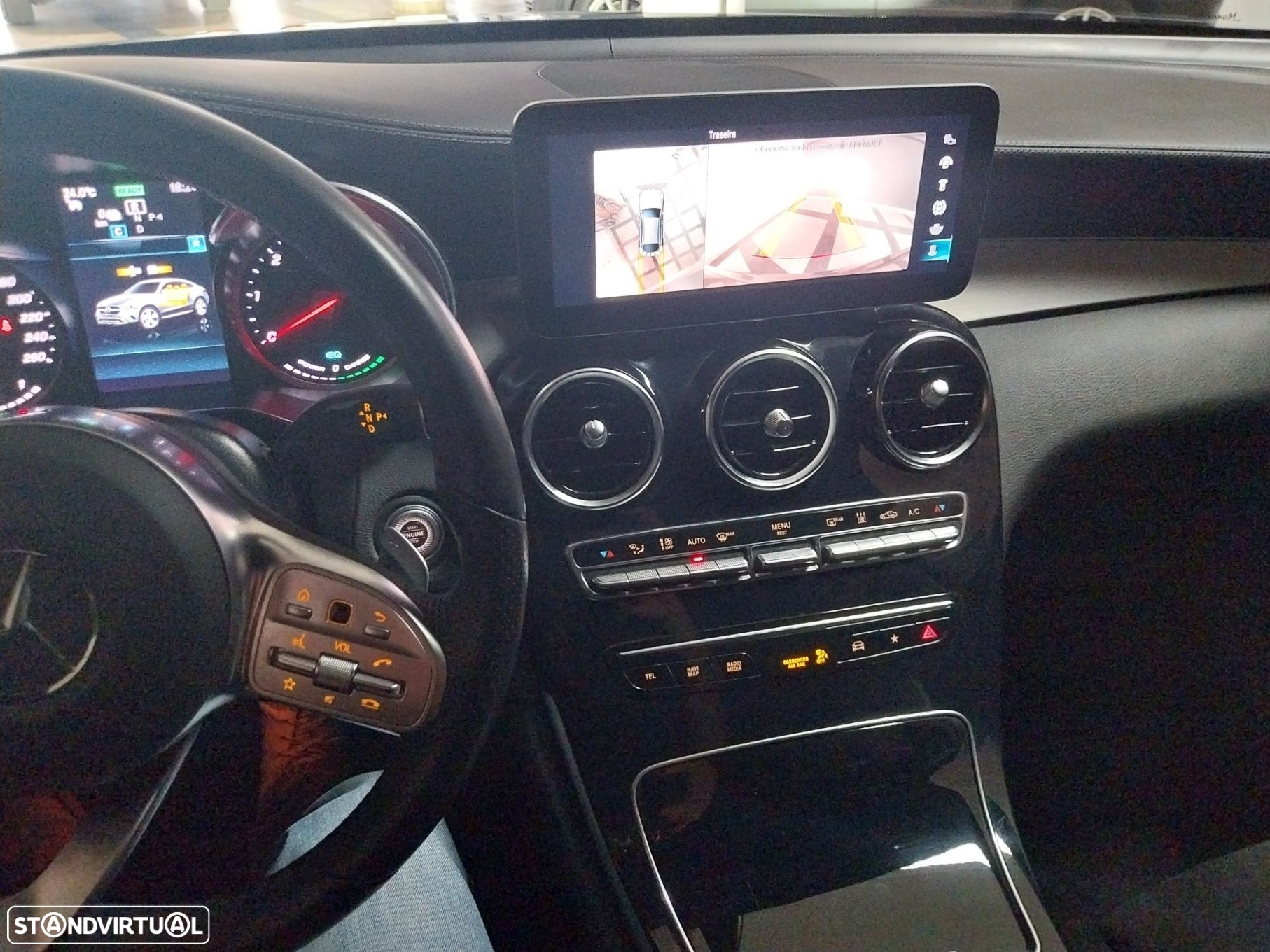 Mercedes-Benz GLC 300 - 13