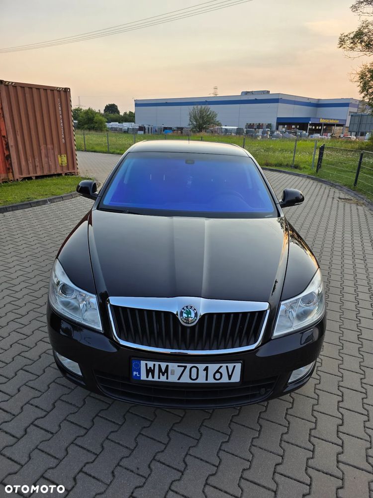 Skoda Octavia 1.6 Elegance - 9
