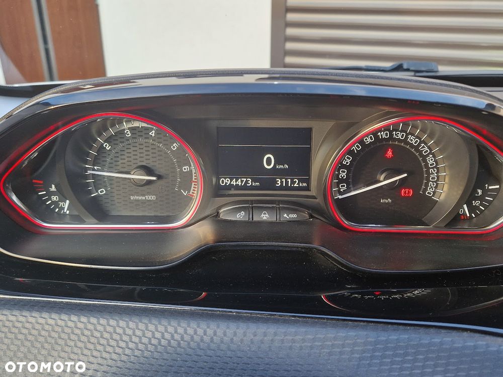 Peugeot 2008 PureTech 110 Stop&Start GT-Line Edition - 22