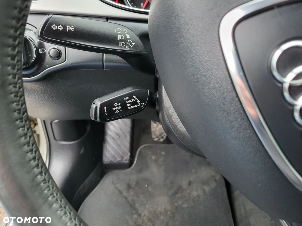 Audi A4 Limousine 1.8 TFSI Attraction - 15