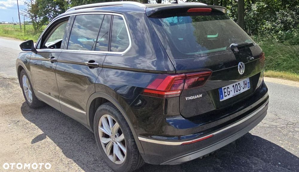 Volkswagen Tiguan - 5