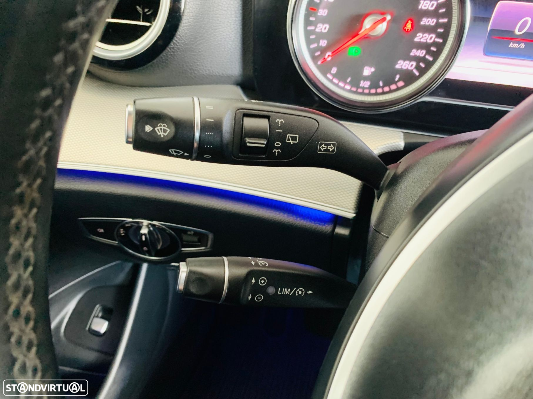 Mercedes-Benz E 220 d Avantgarde - 17