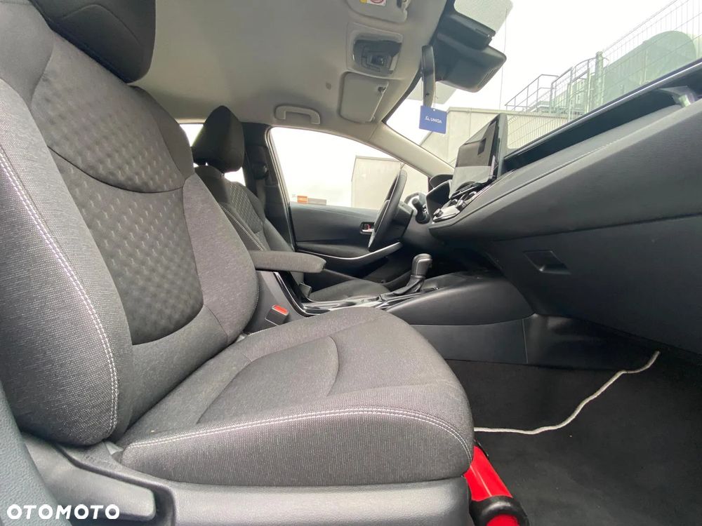 Toyota Corolla 1.8 Hybrid Comfort - 17