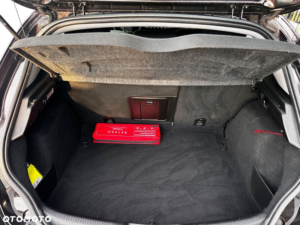 Alfa Romeo Giulietta 1.4 TB 16V Business - 29