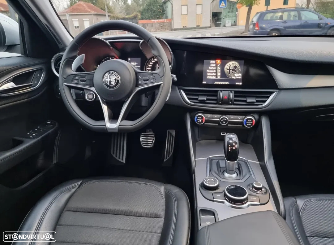 Alfa Romeo Giulia 2.2 D Super AT8 - 8