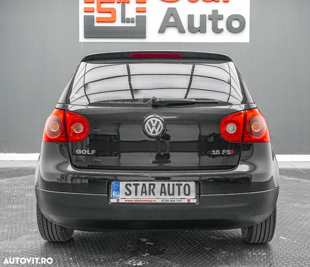 Volkswagen Golf 1.6 FSI Individual - 6