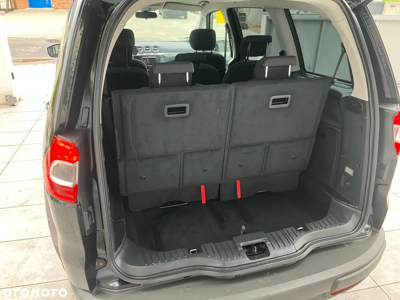 Ford Galaxy 2.0 TDCi Titanium - 29