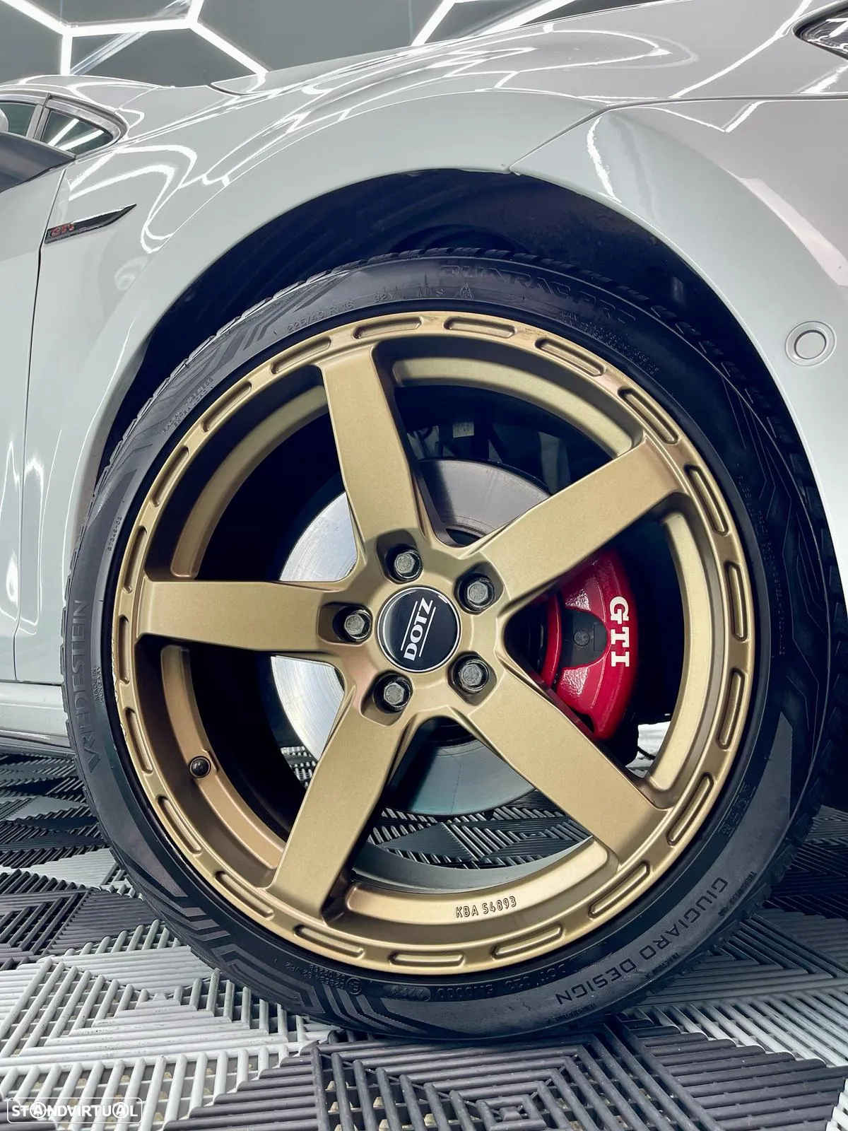 VW Golf 2.0 TSi GTi - 5
