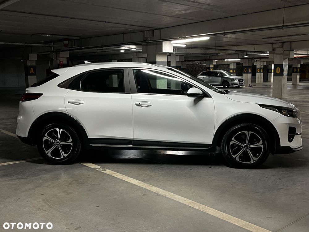 Kia XCeed - 4