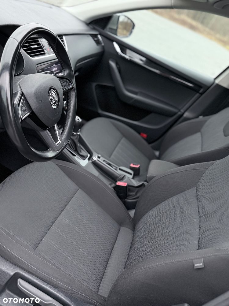 Skoda Octavia 1.6 TDI SCR Style DSG - 14