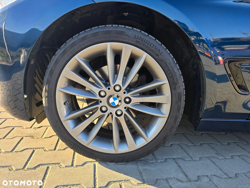 BMW 3GT 320d Sport Line - 10