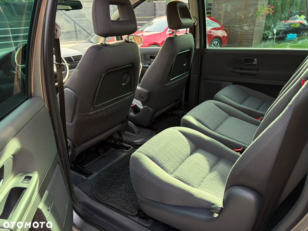 Seat Alhambra 1.8 20V Turbo Sport - 28