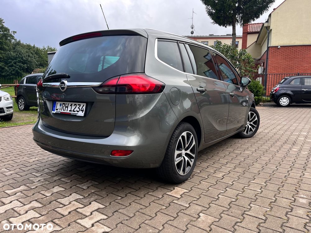 Opel Zafira - 2