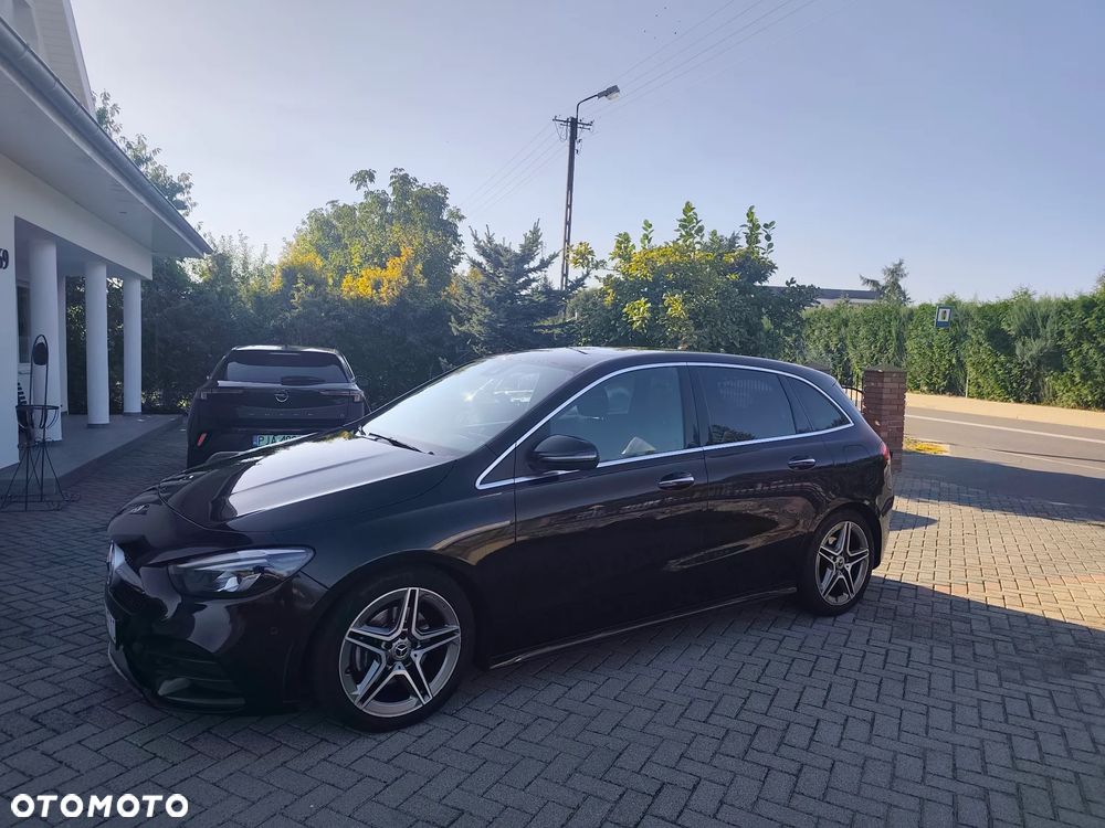 Mercedes-Benz Klasa B 180 d 7G-DCT AMG Line - 5