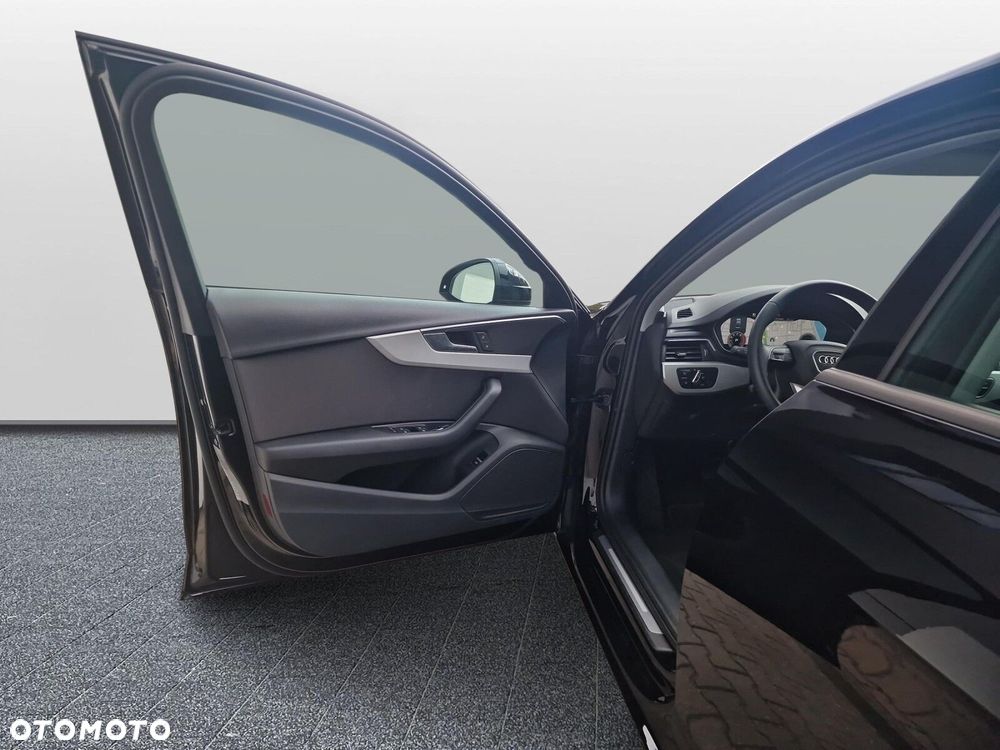 Audi A4 Limousine - 10