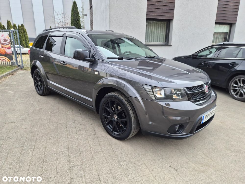 Fiat Freemont 2.0 Multijet Black Code AWD - 3