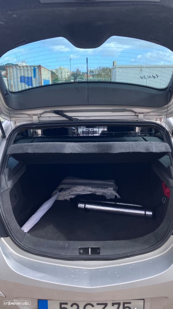 Opel Astra GTC 1.3 CDTI - 8