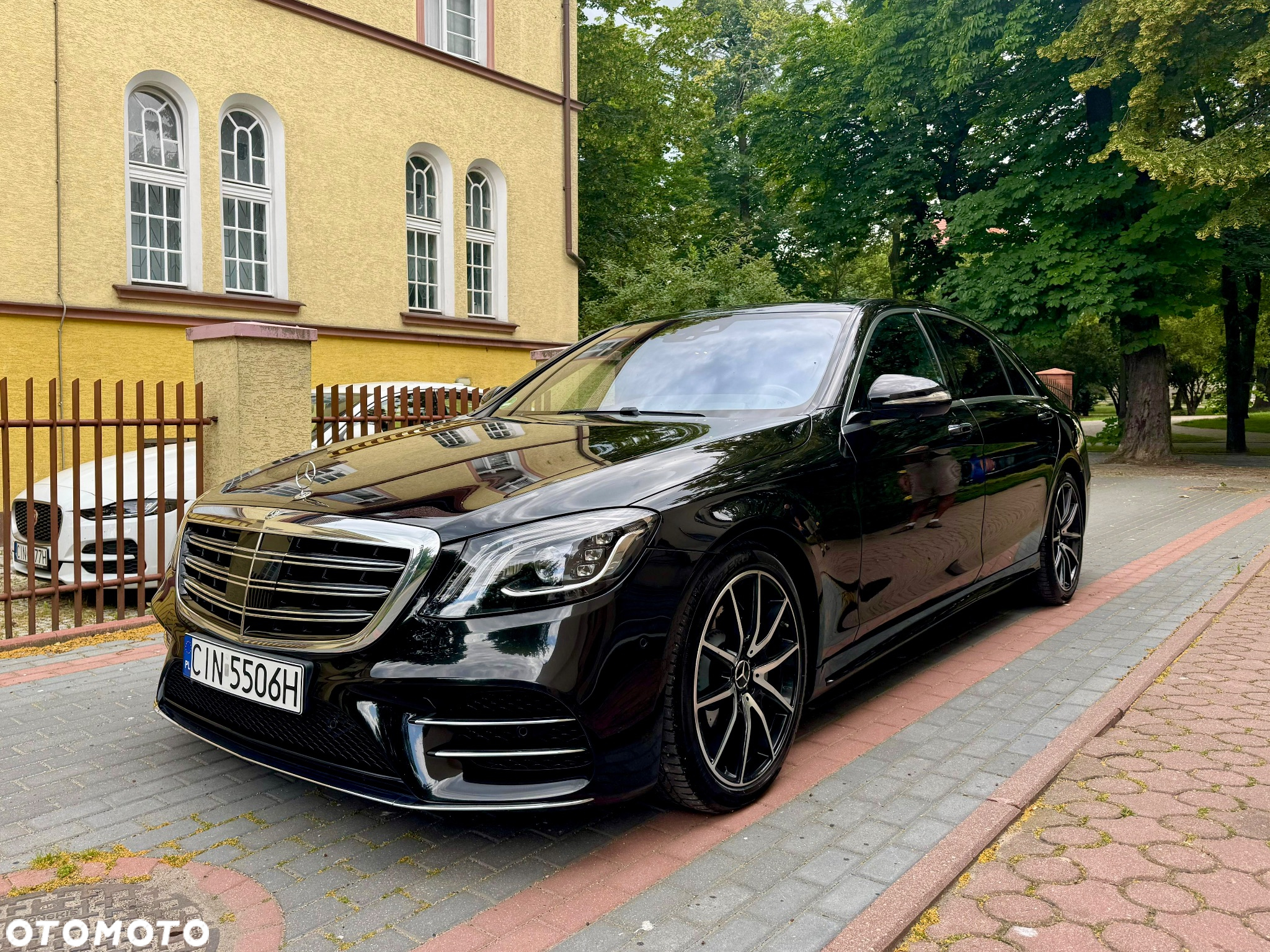 Mercedes-Benz Klasa S 400 d 4-Matic L 9G-TRONIC - 3