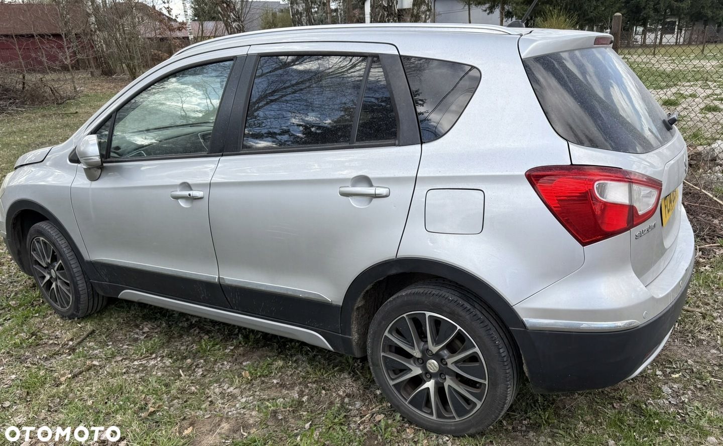 SUZUKI SX4 S-CROSS DRZWI LEWE KOMPLETNE KOLOR ZCC - 1