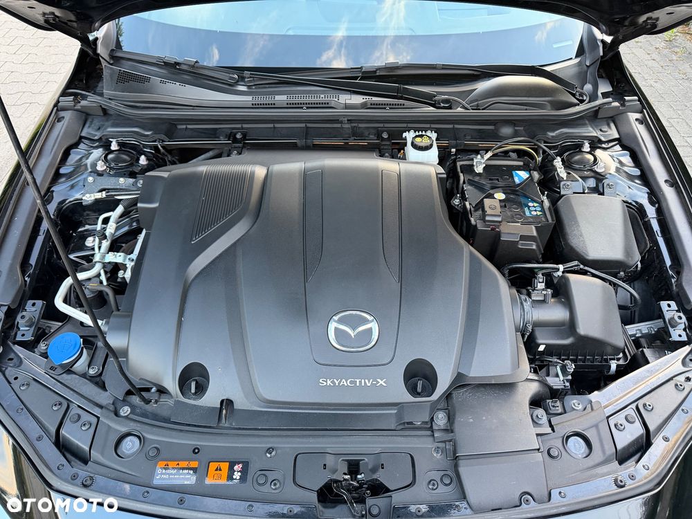 Mazda 3 2.0 mHEV Hikari - 40