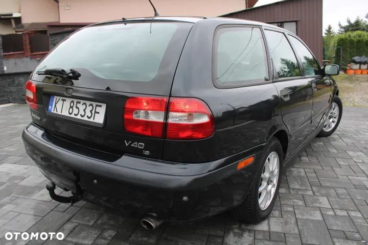 Volvo V40 1.8 - 4