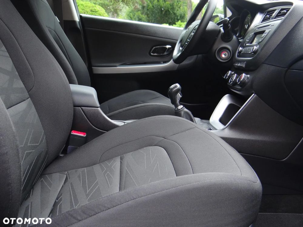 Kia Ceed 1.4 CVVT Attract - 7
