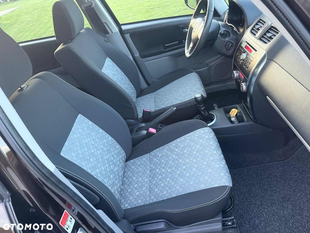 Suzuki SX4 Classic 1.6 VVT 4x2 Style - 25