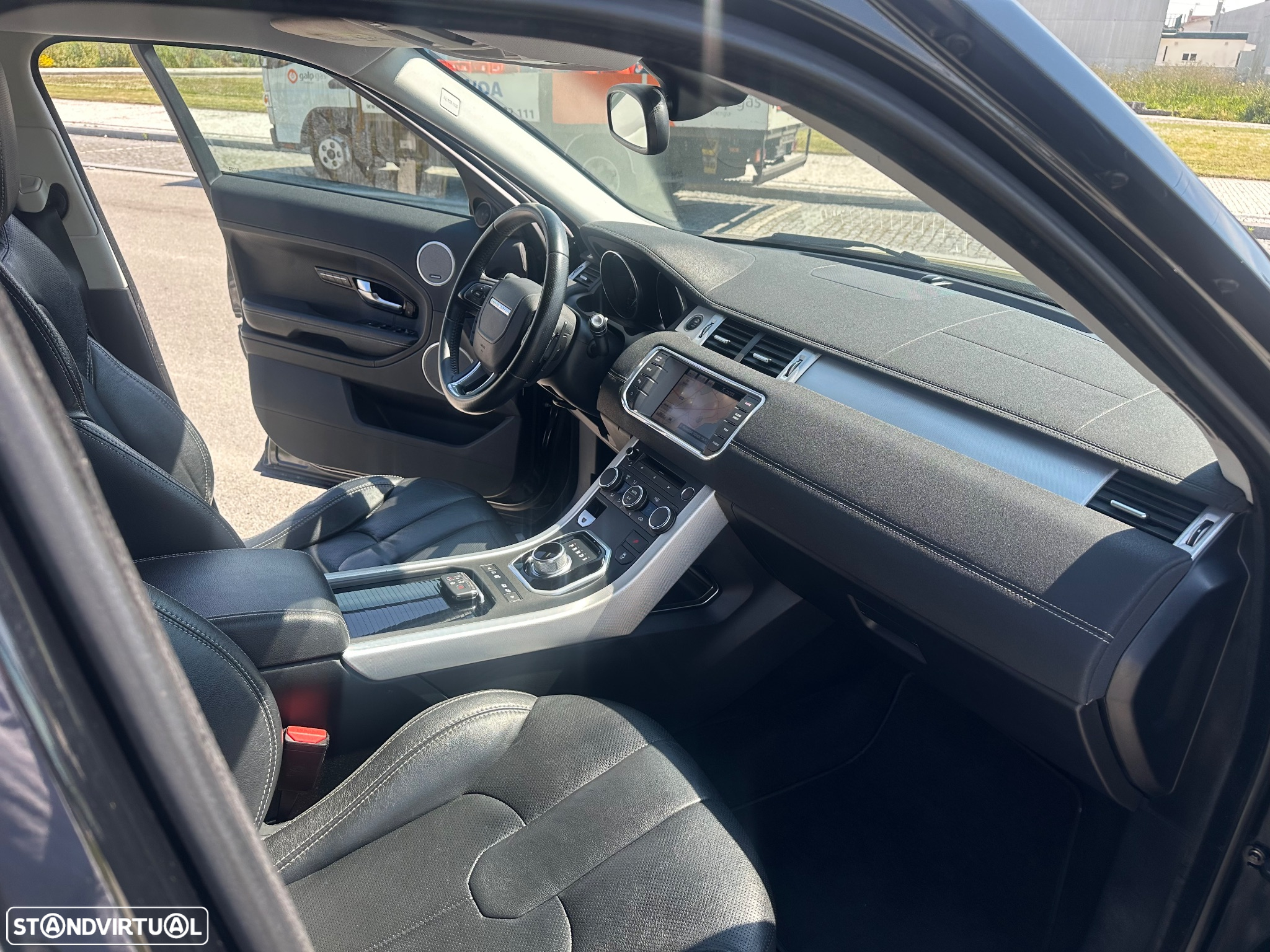 Land Rover Range Rover Evoque 2.2 SD4 Prestige Auto - 18