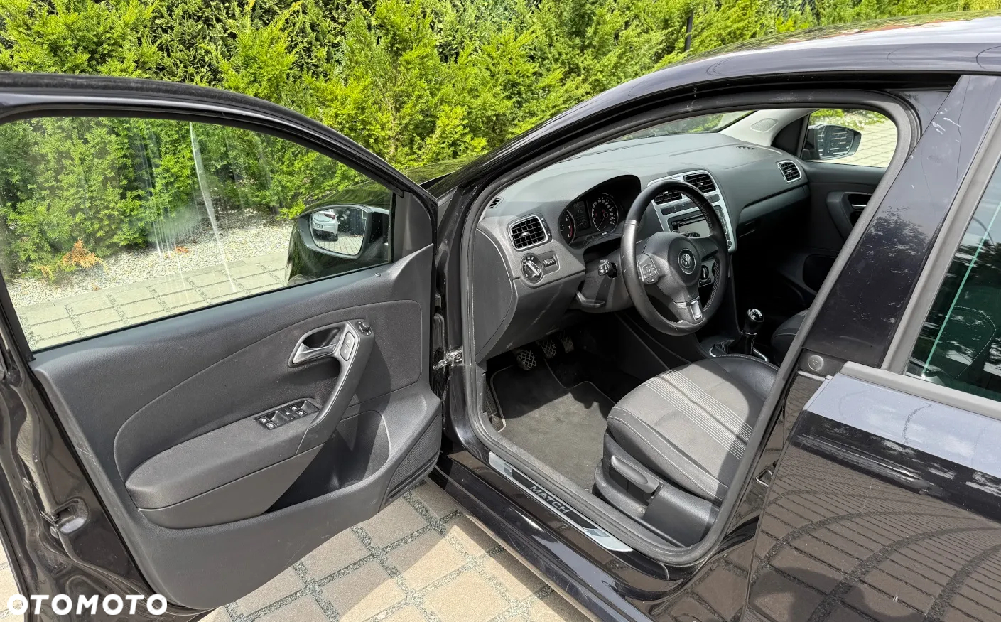 Volkswagen Polo 1.2 MATCH - 11