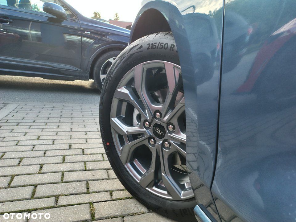 Ford Focus - 31
