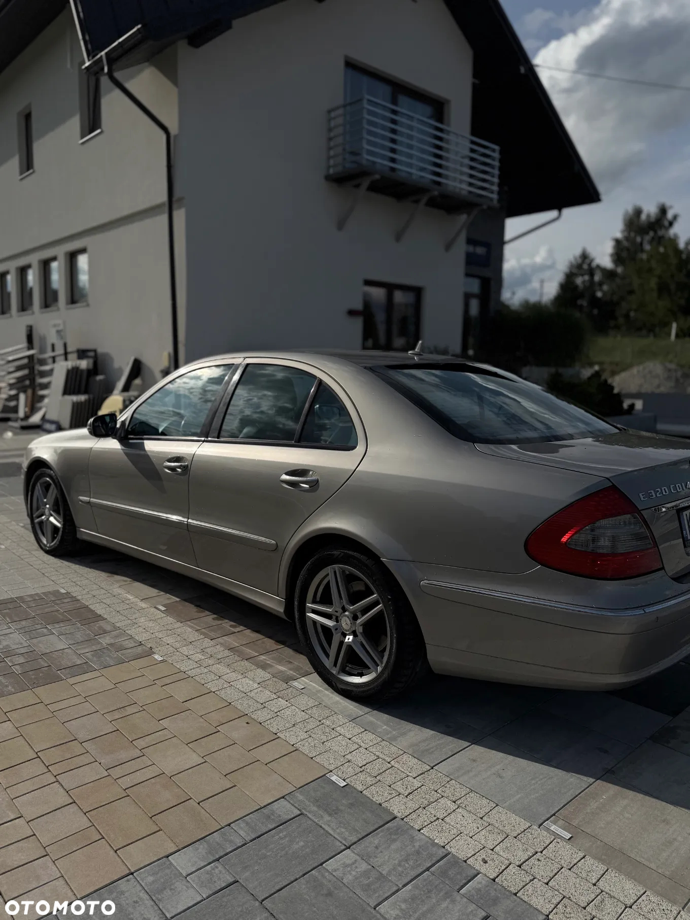 Mercedes-Benz Klasa E 320 CDI 4-Matic Avantgarde - 10