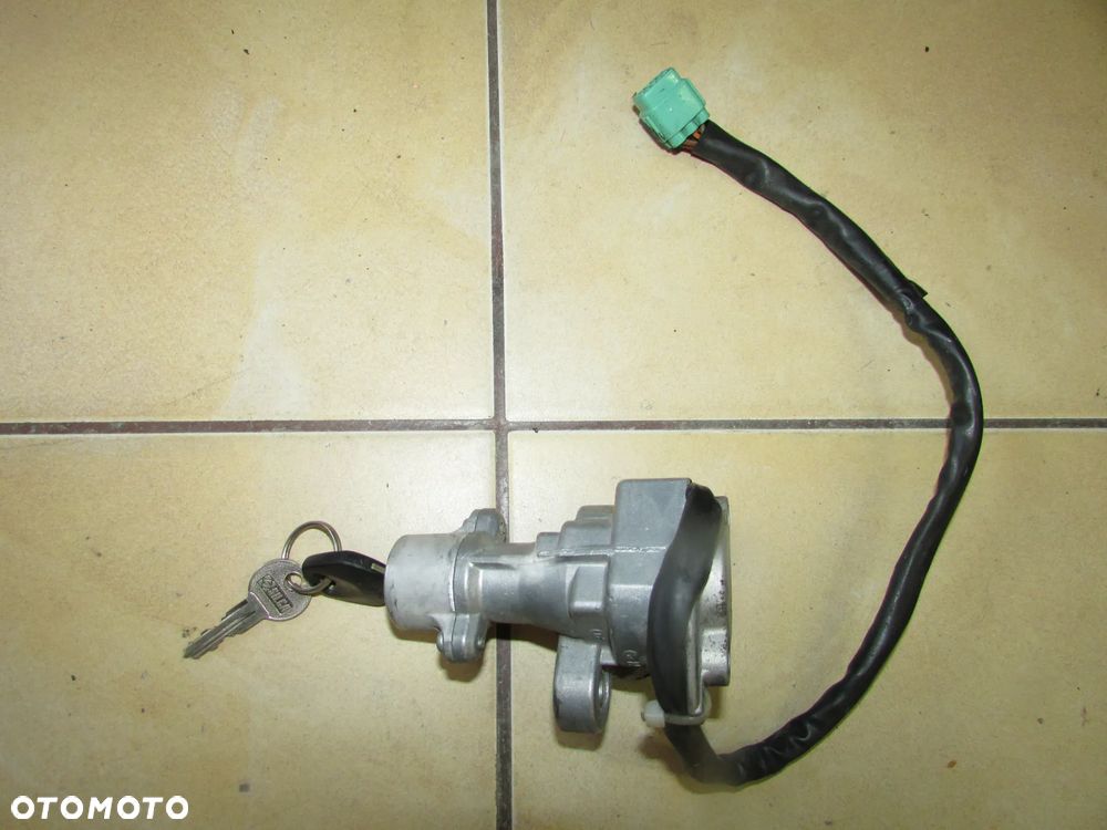 Suzuki DL1000 V-Strom 02-08 stacyjka - 1
