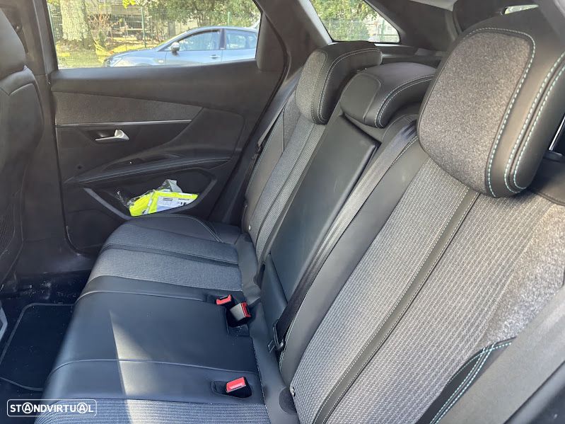 Peugeot 3008 1.5 BlueHDi Allure Pack - 5