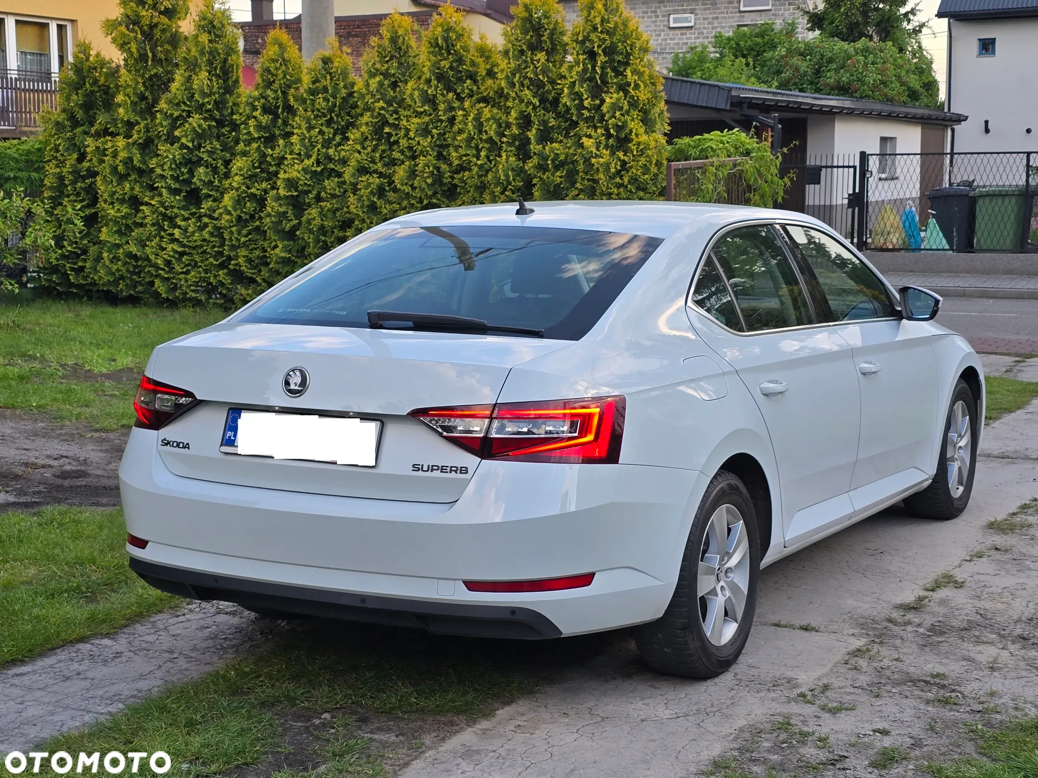 Skoda Superb 2.0 TDI Style DSG - 5