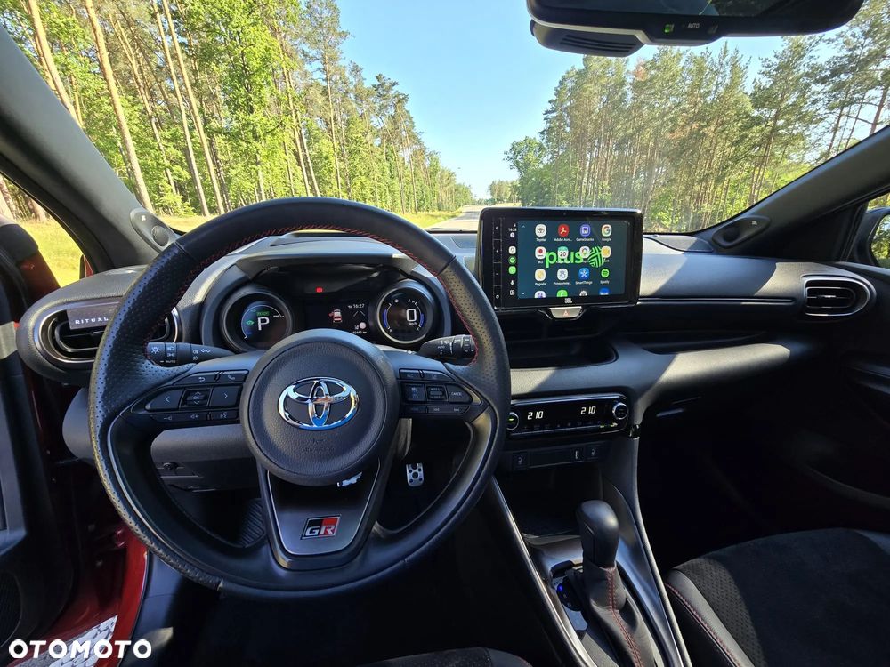 Toyota Yaris Hybrid 1.5 GR Sport - 17