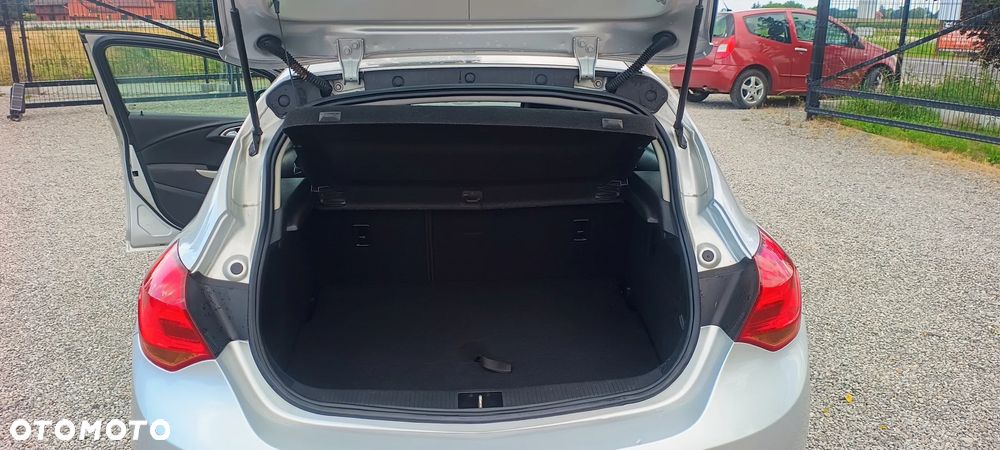 Opel Astra 1.6 Style - 18