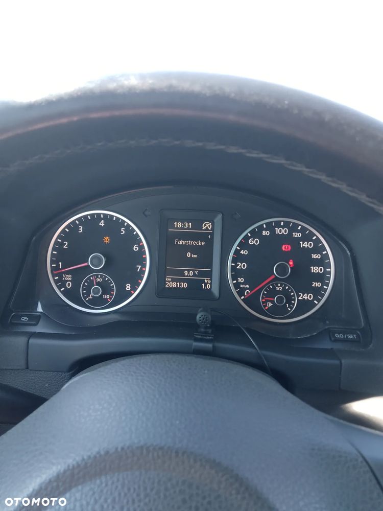 Volkswagen Tiguan - 17