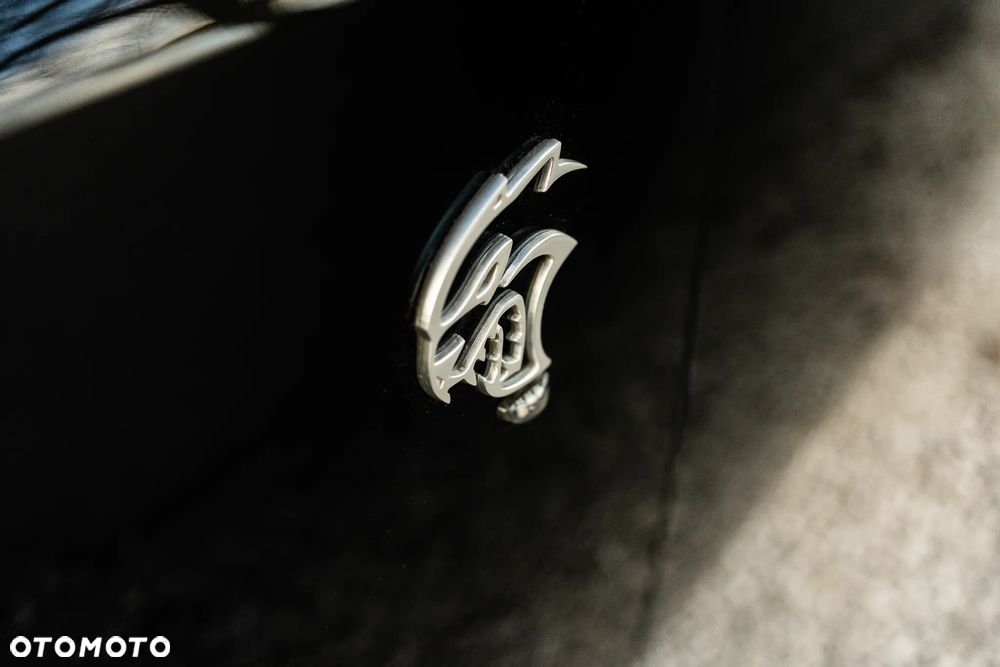 Dodge Challenger 6.2 Hellcat - 4